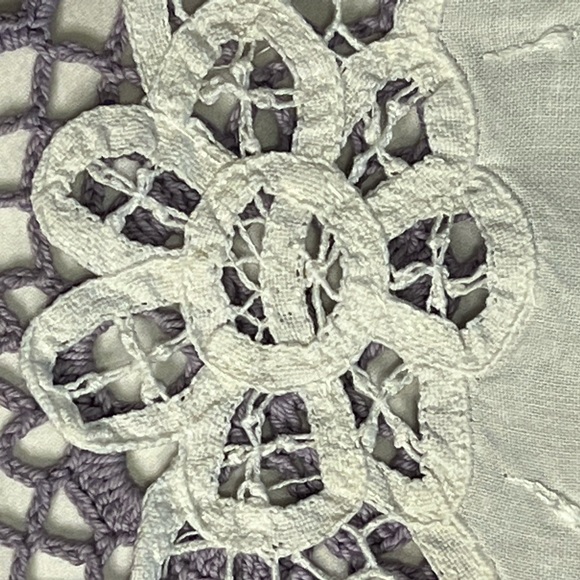 Vintage Matching Set Of 4 Battenburg & Linen Table Mats - Picture 4 of 7